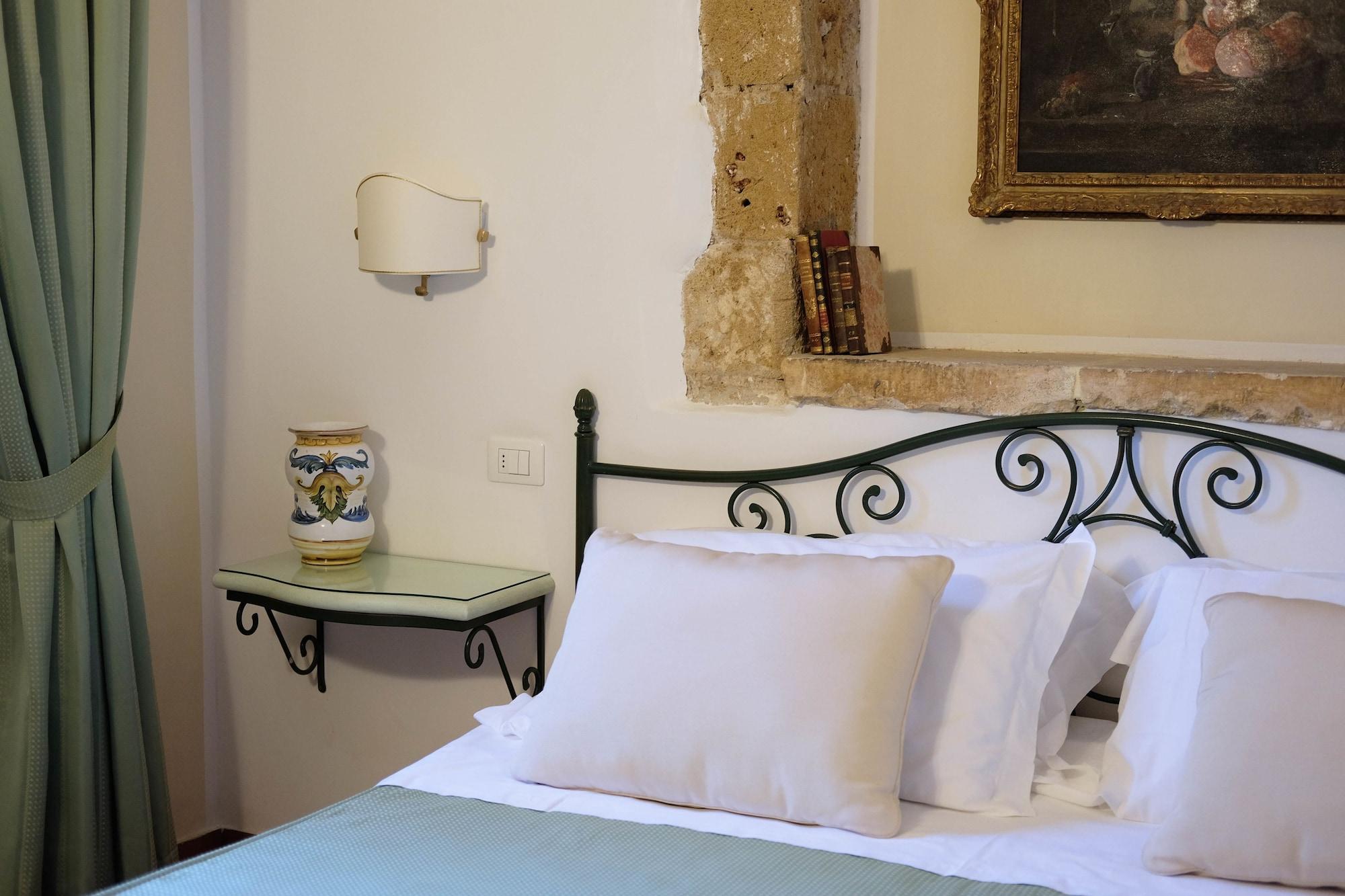 Hotel Villa Favorita Noto Ngoại thất bức ảnh