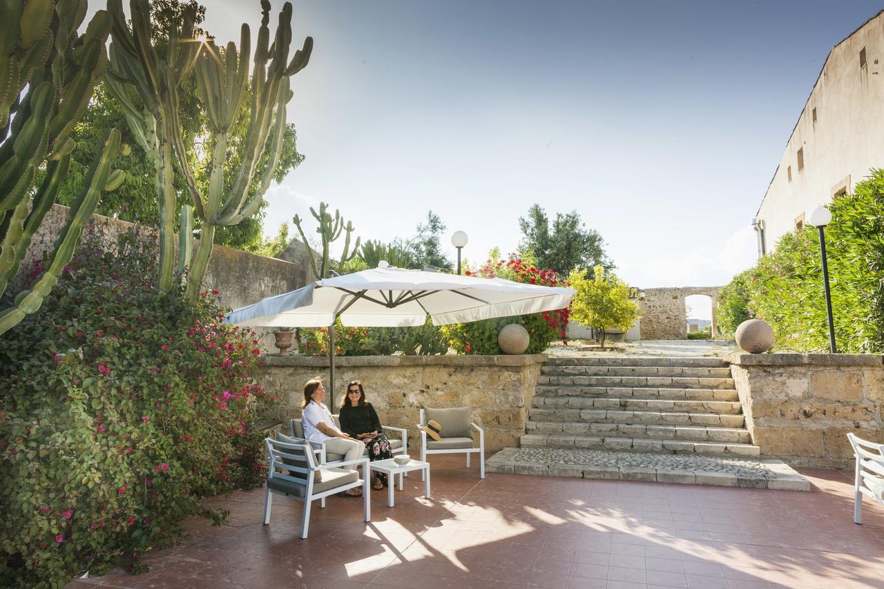 Hotel Villa Favorita Noto Ngoại thất bức ảnh